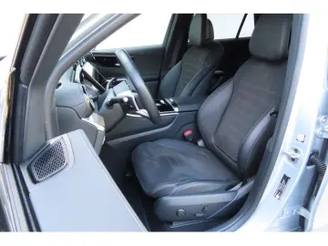 MERCEDES-BENZ GLC 300 AMG Line Night 4Matic