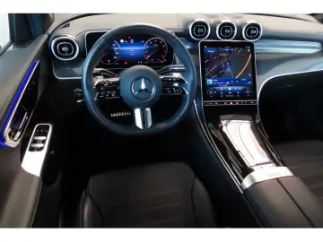 MERCEDES-BENZ GLC 300 AMG Line Night 4Matic