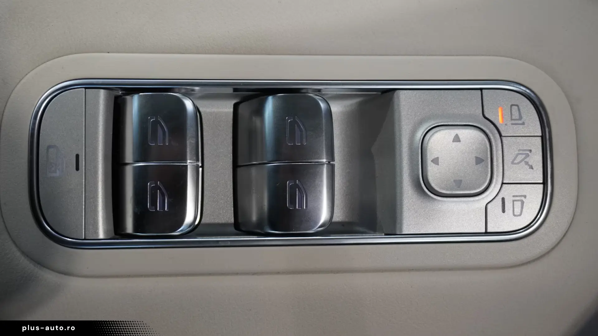 Mercedes-Benz G 63 AMG  DESIGNO STAHZ GLASDACH