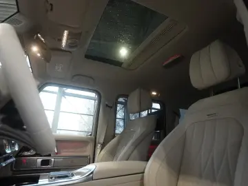 Mercedes-Benz G 63 AMG  DESIGNO STAHZ GLASDACH