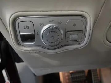 Mercedes-Benz G 63 AMG  DESIGNO STAHZ GLASDACH