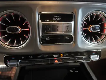 Mercedes-Benz G 63 AMG  DESIGNO STAHZ GLASDACH