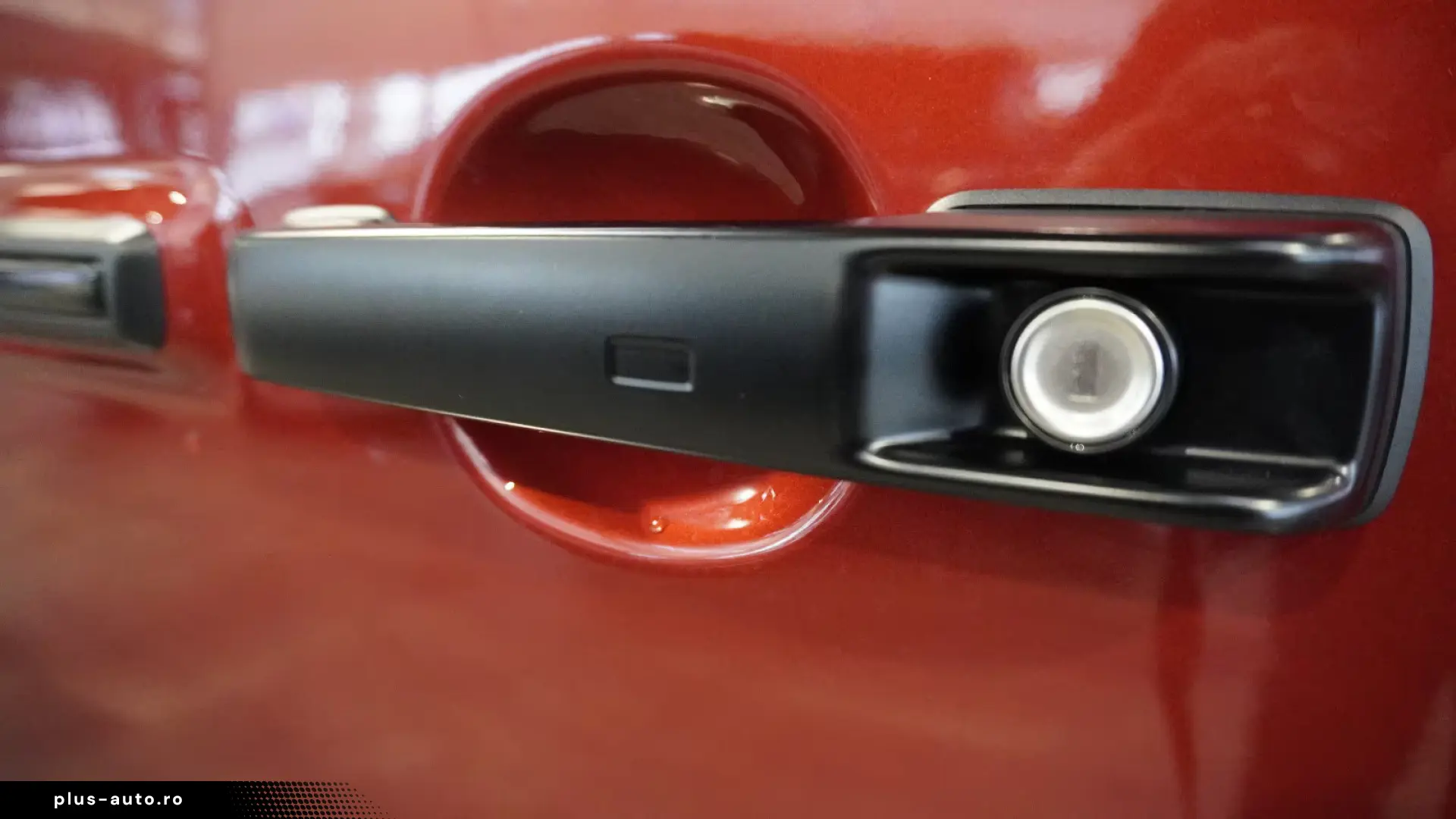 Mercedes-Benz G 63 AMG  DESIGNO STAHZ GLASDACH