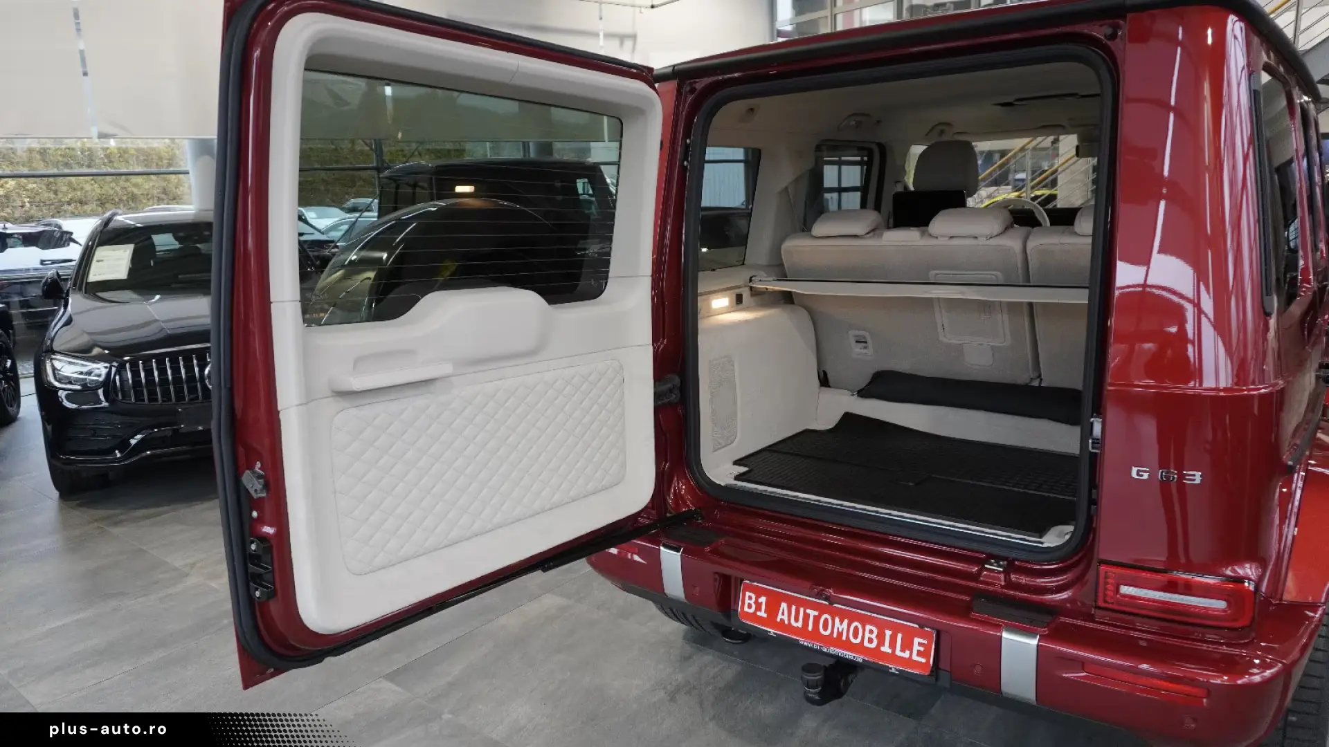 Mercedes-Benz G 63 AMG  DESIGNO STAHZ GLASDACH