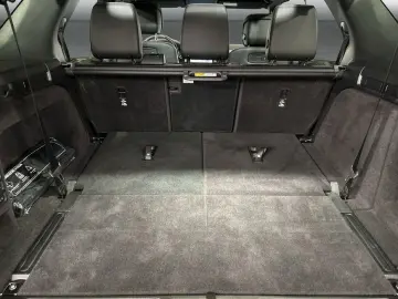 LAND ROVER Discovery D350 Dynamic SE