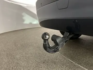 LAND ROVER Discovery D350 Dynamic SE