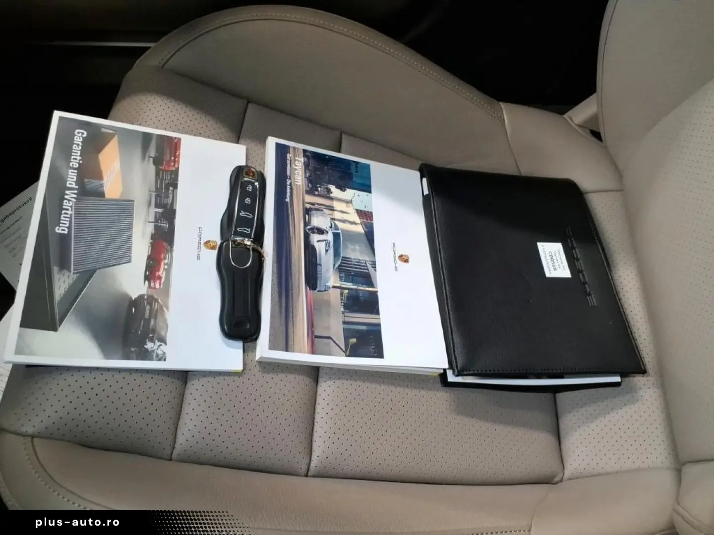 PORSCHE Taycan 4S  21Zoll PANORAMA CHRONO InnoDrive BOSE