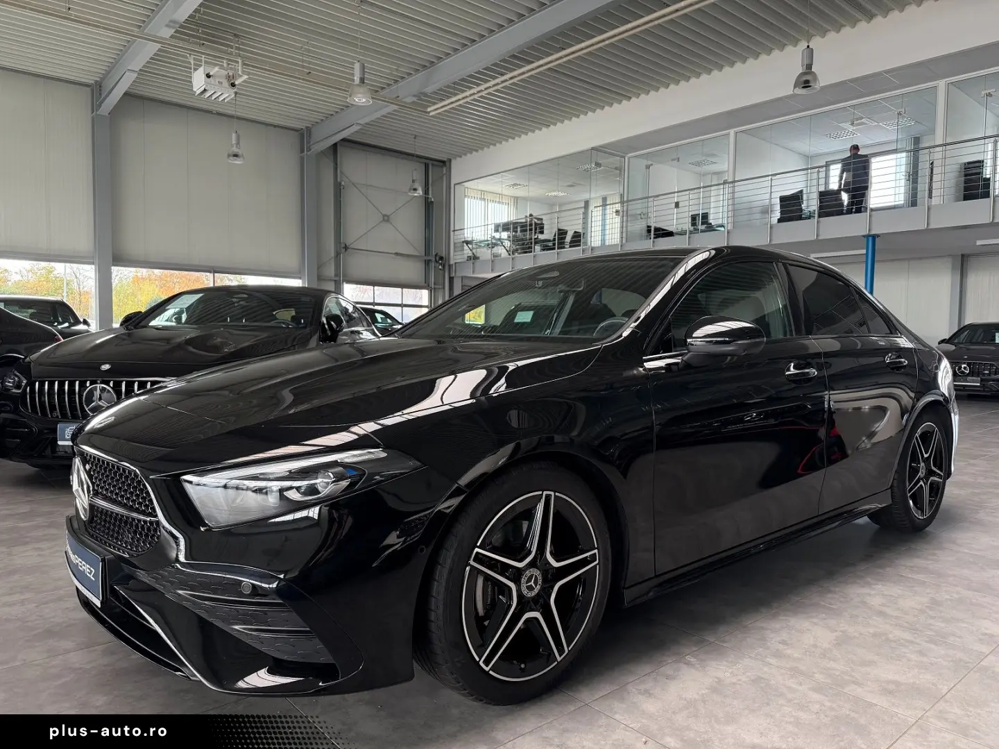 MERCEDES-BENZ A 200 Limousine AMG DISTRONIC-AHK-PANO&hellip;