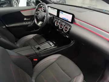 MERCEDES-BENZ A 200 Limousine AMG DISTRONIC-AHK-PANO&hellip;