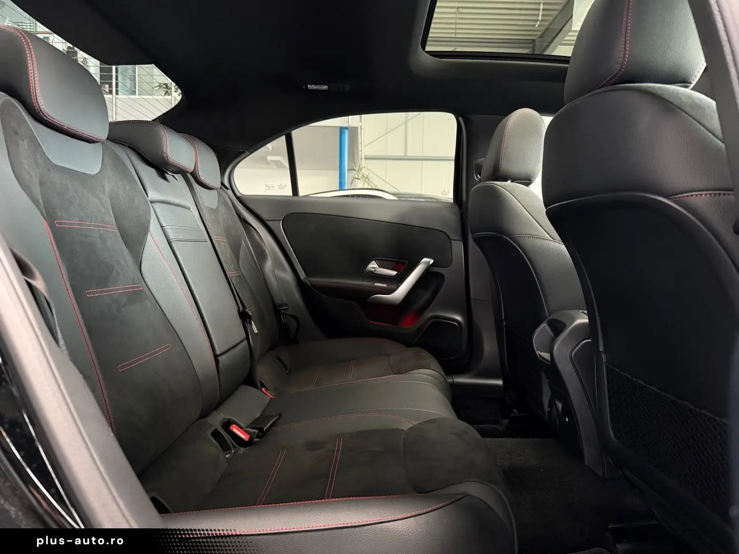 MERCEDES-BENZ A 200 Limousine AMG DISTRONIC-AHK-PANO&hellip;