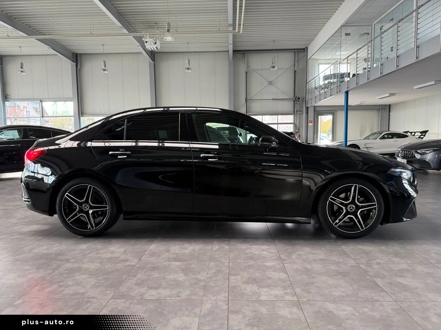 MERCEDES-BENZ A 200 Limousine AMG DISTRONIC-AHK-PANO&hellip;