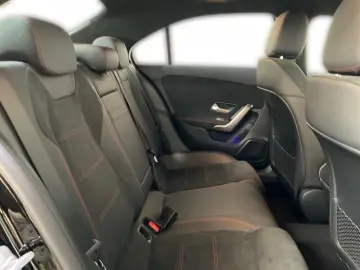 MERCEDES-BENZ A 200 d Limousine AMG  Night-P  Kamera&hellip;