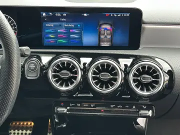 MERCEDES-BENZ A 250e AMG Night Multibeam AHK Stdhzg 19Zoll