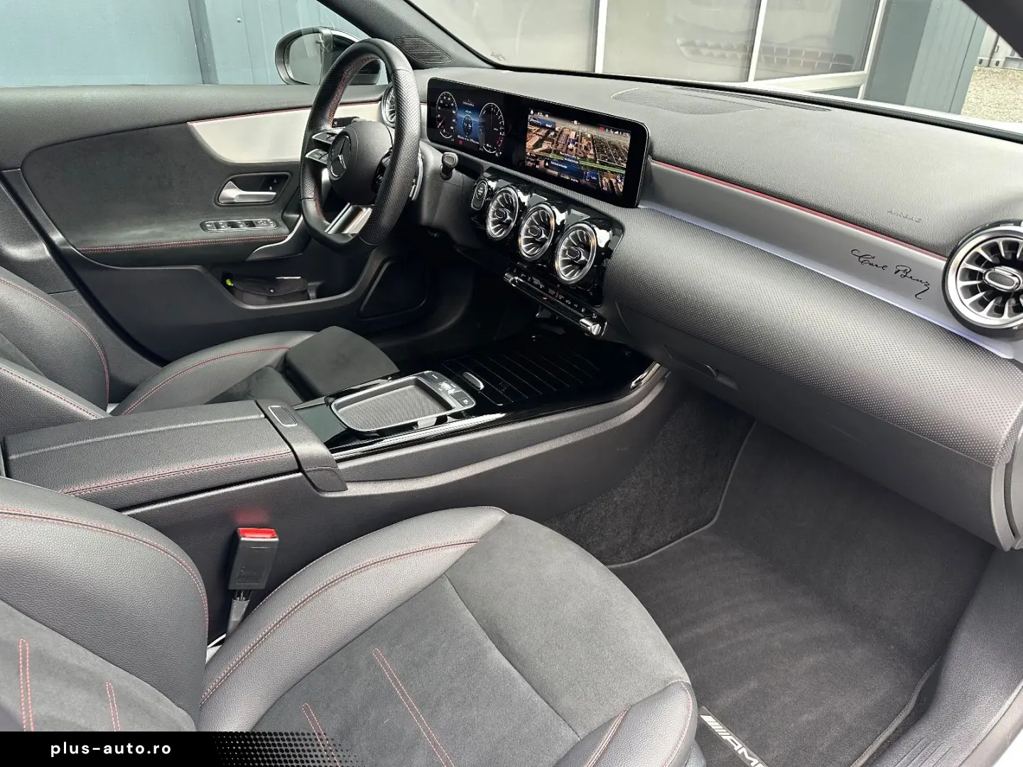 MERCEDES-BENZ A 250e AMG Night Multibeam AHK Stdhzg 19Zoll