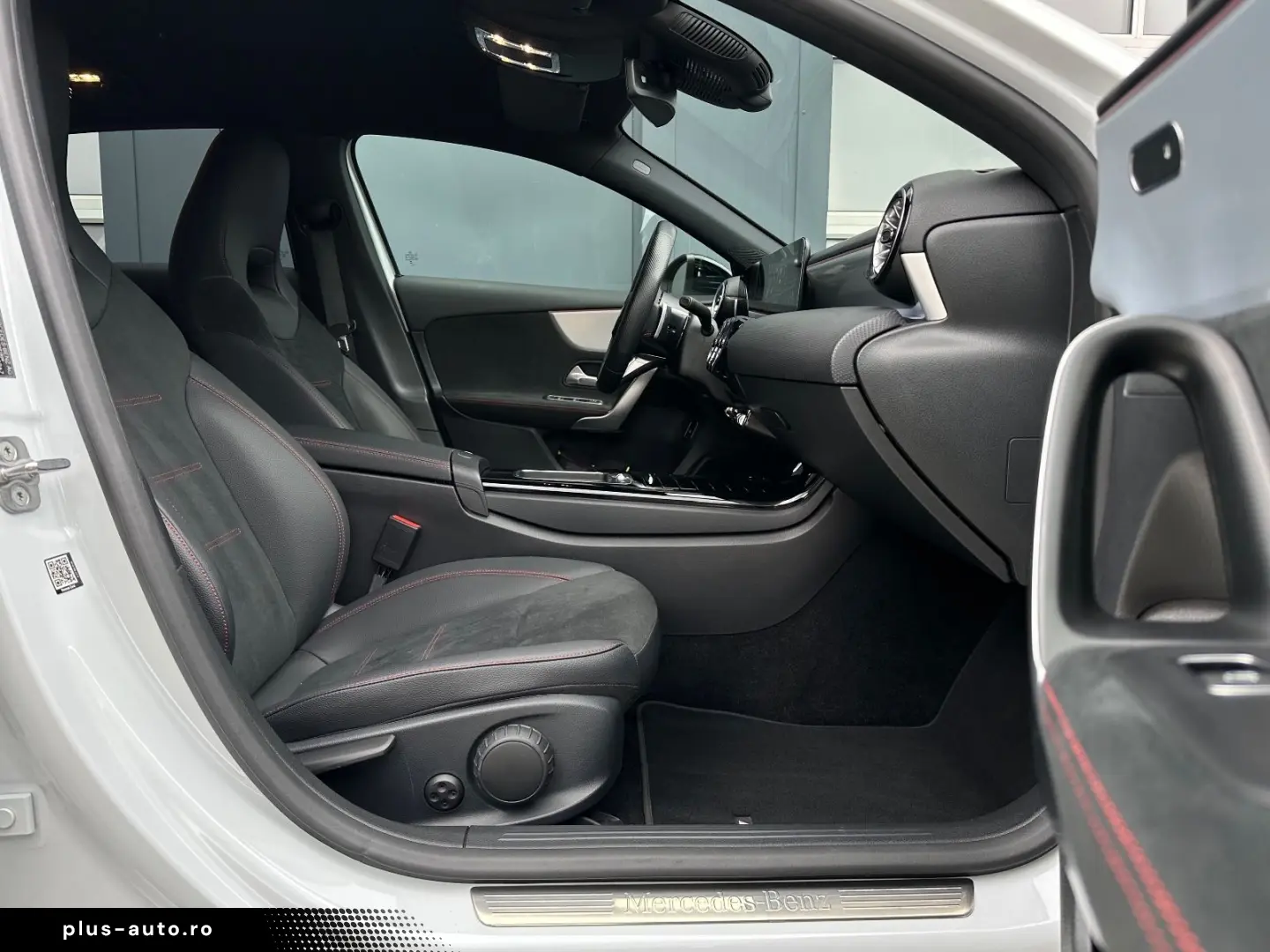 MERCEDES-BENZ A 250e AMG Night Multibeam AHK Stdhzg 19Zoll