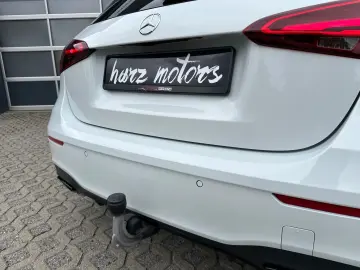 MERCEDES-BENZ A 250e AMG Night Multibeam AHK Stdhzg 19Zoll