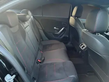 MERCEDES-BENZ A 180 d Lim. AMG. MBEAM. BURM. PANO. 3&hellip;