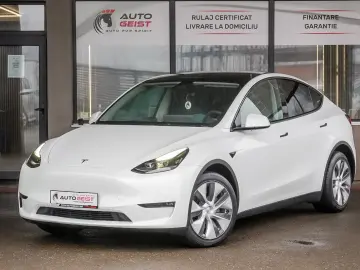 TESLA Y Dual Motor Long Range AWD