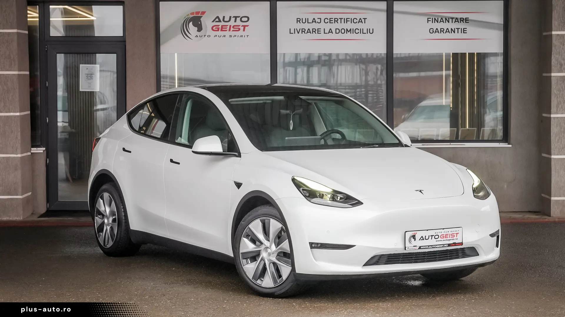 TESLA Y Dual Motor Long Range AWD