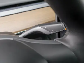 TESLA Y Dual Motor Long Range AWD