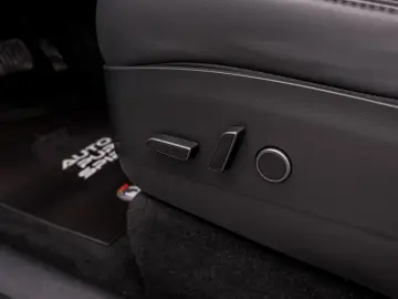 TESLA Y Dual Motor Long Range AWD