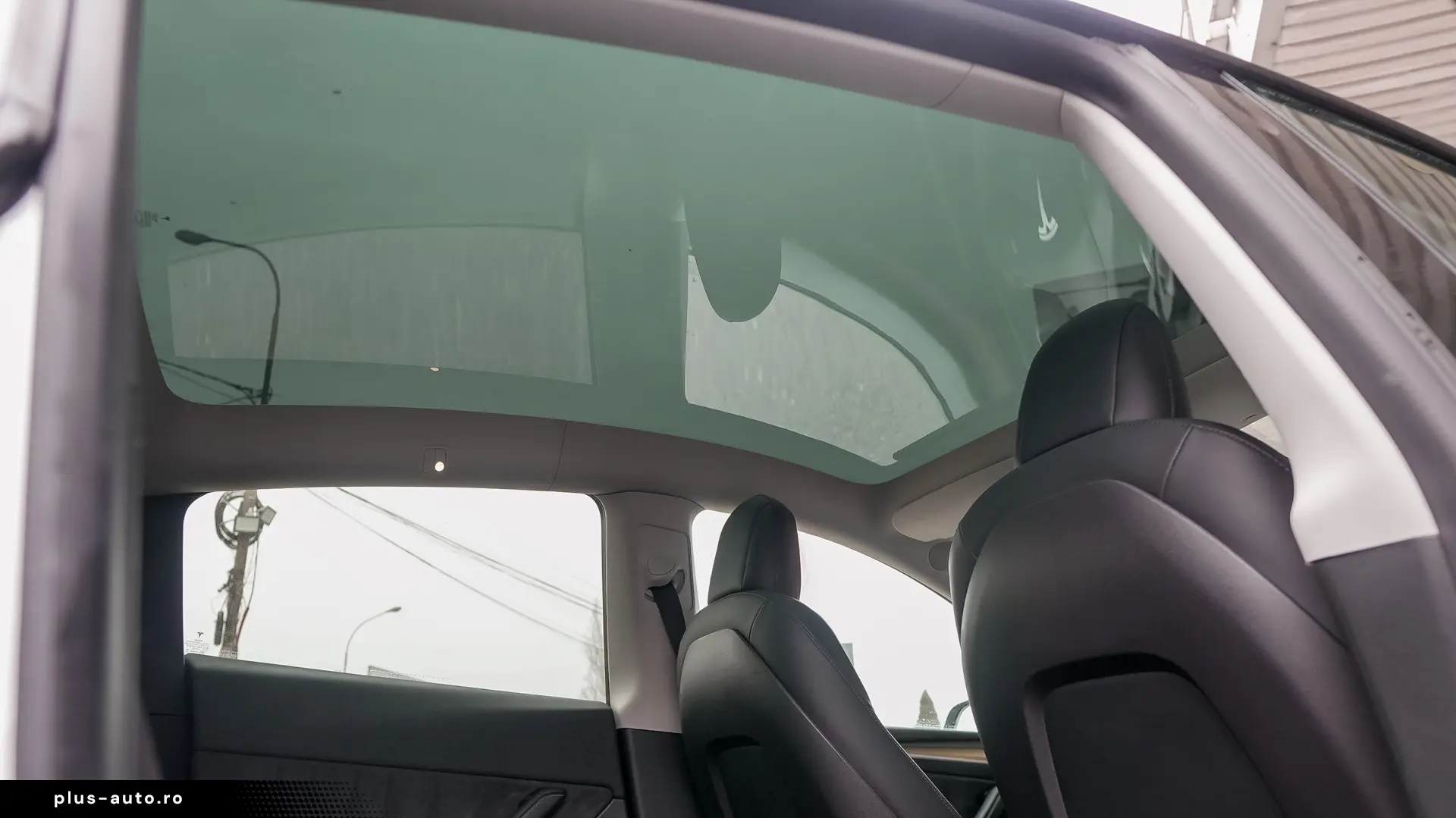 TESLA Y Dual Motor Long Range AWD