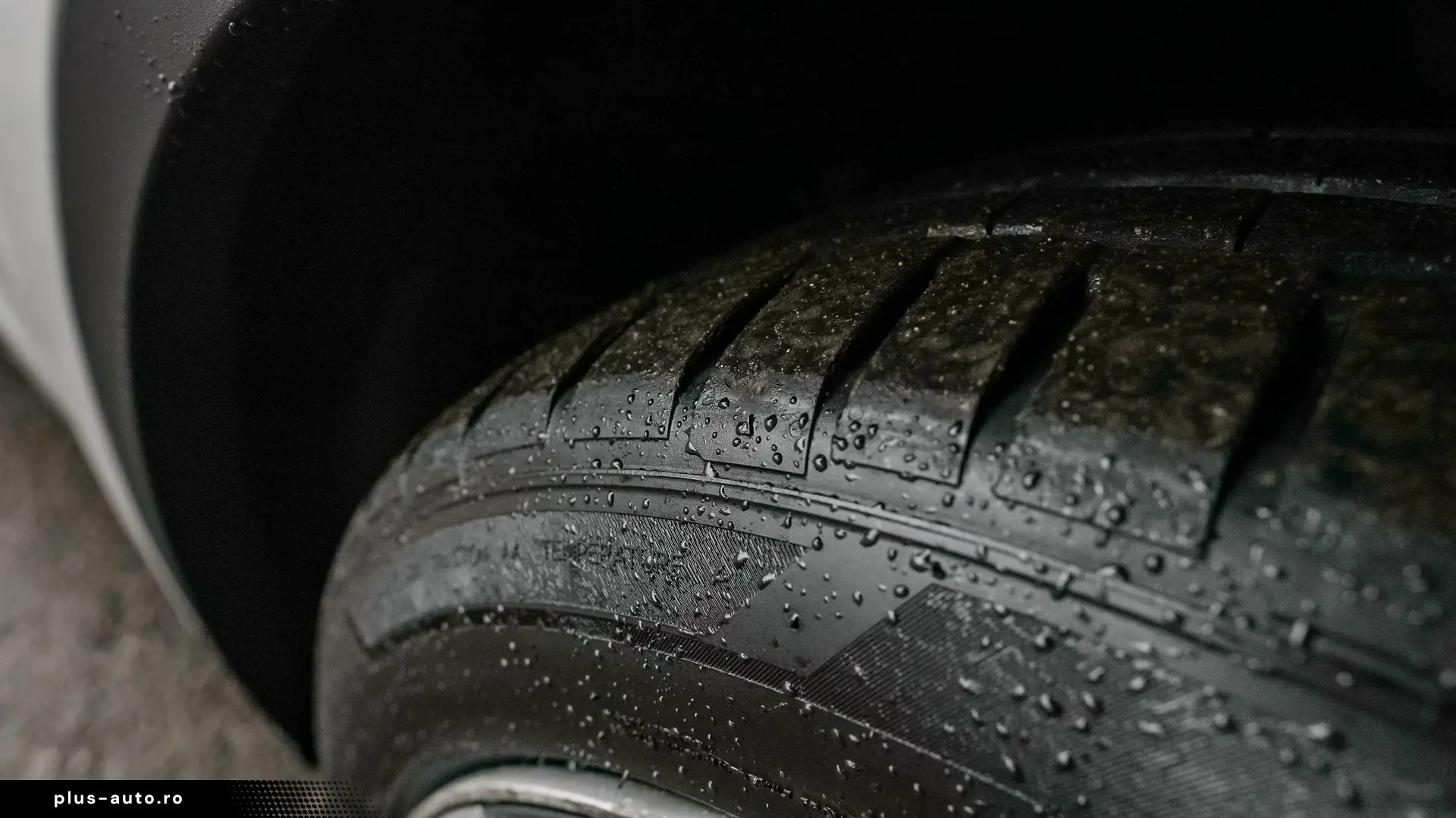 TESLA Y Dual Motor Long Range AWD