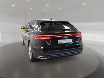 AUDI Q8 55 TFSI quattro