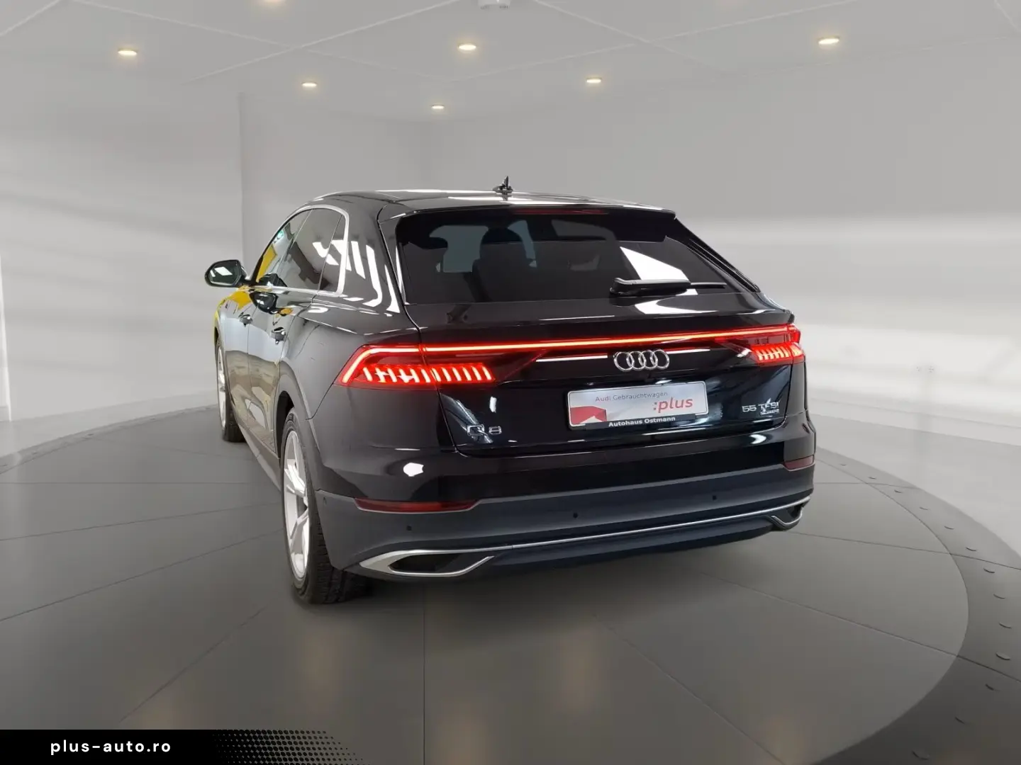 AUDI Q8 55 TFSI quattro