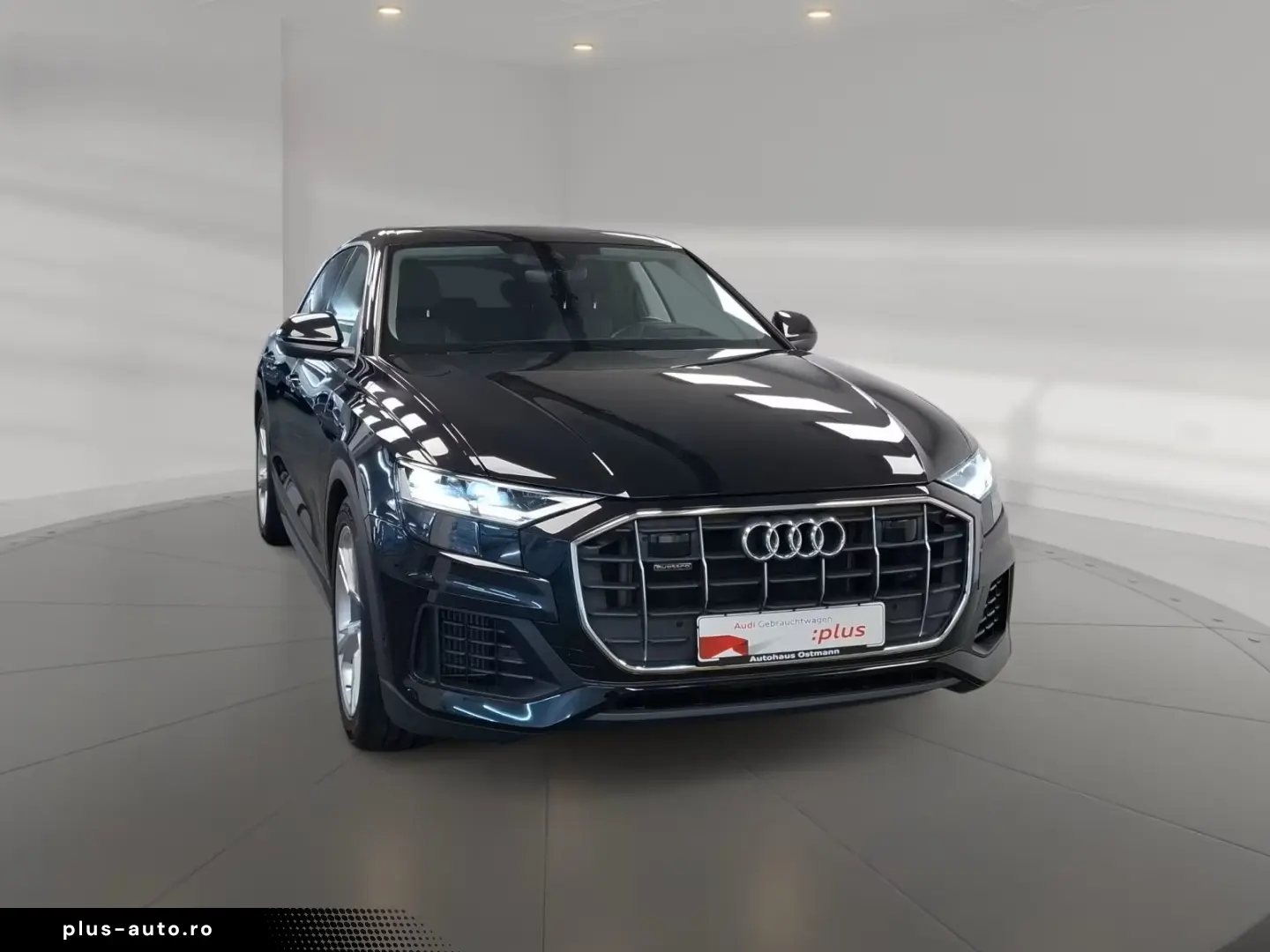 AUDI Q8 55 TFSI quattro