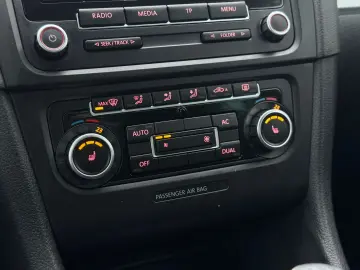 VOLKSWAGEN GOLF 1.4 TSI TEAM