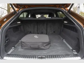 AUDI Q8 55 TFSI e quattro S line