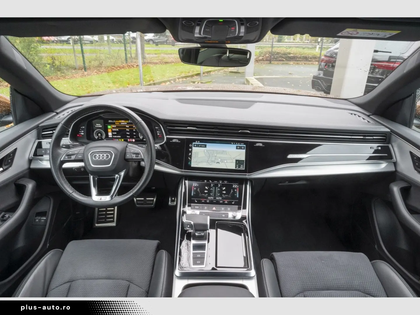 AUDI Q8 55 TFSI e quattro S line