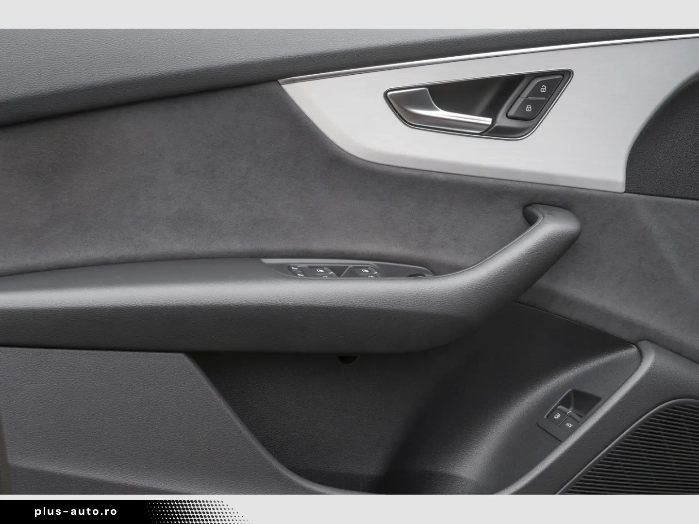 AUDI Q8 55 TFSI e quattro S line