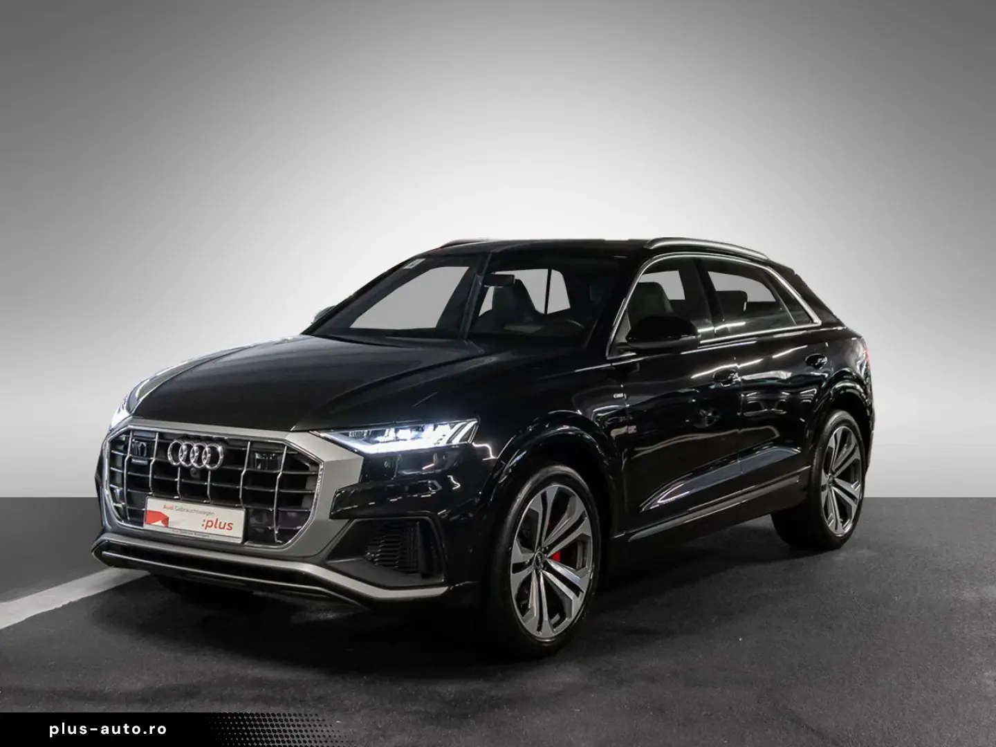 AUDI Q8 55 TFSI quattro S line