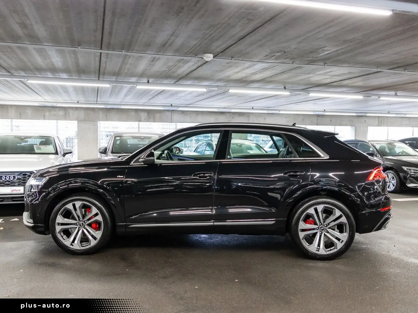 AUDI Q8 55 TFSI quattro S line