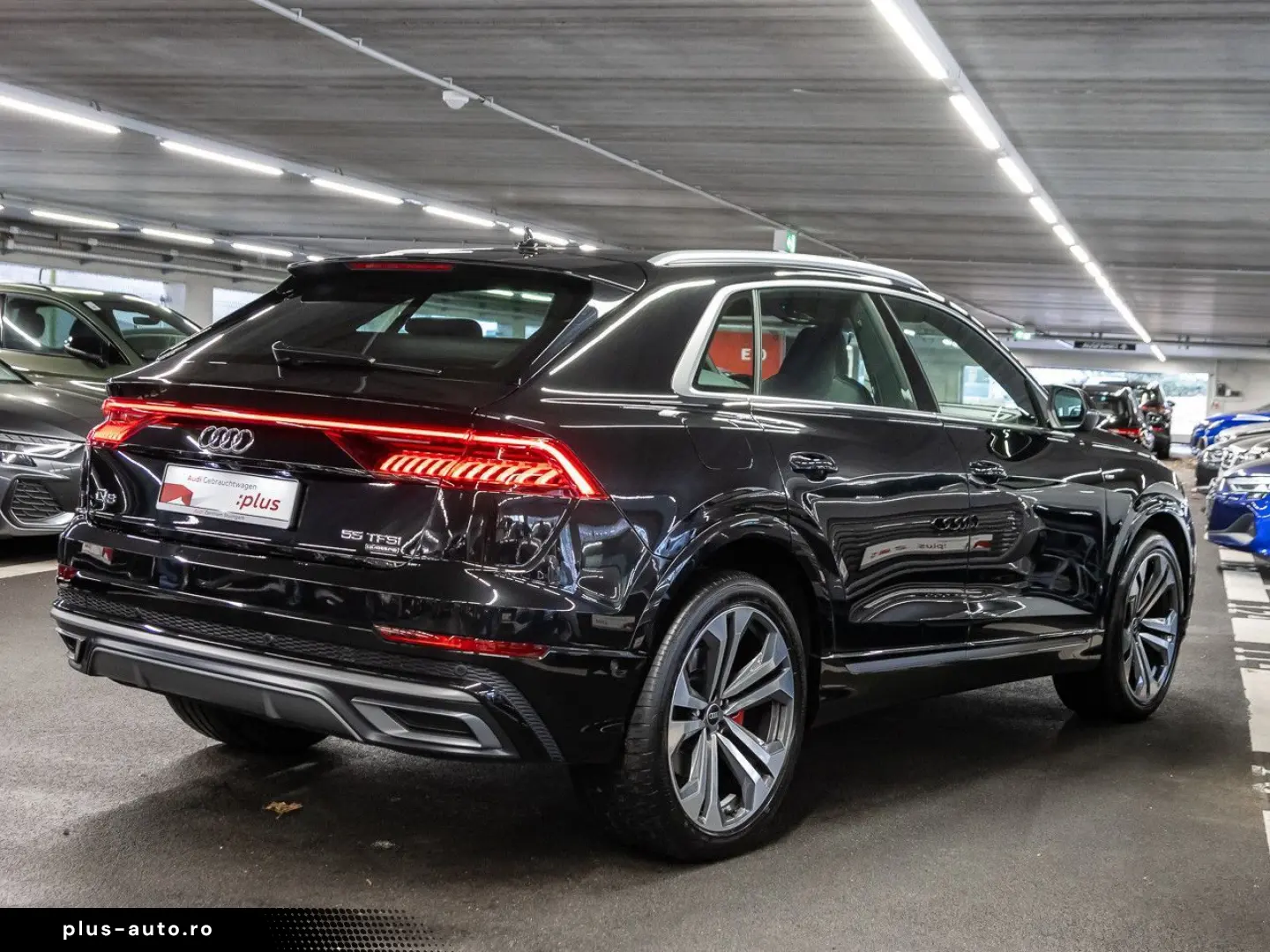 AUDI Q8 55 TFSI quattro S line