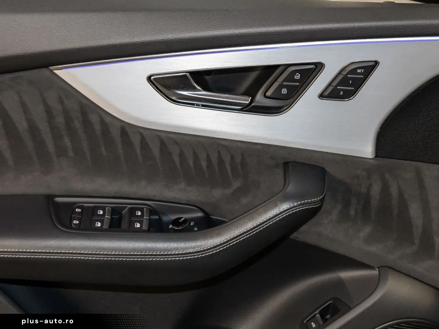 AUDI Q8 55 TFSI quattro S line