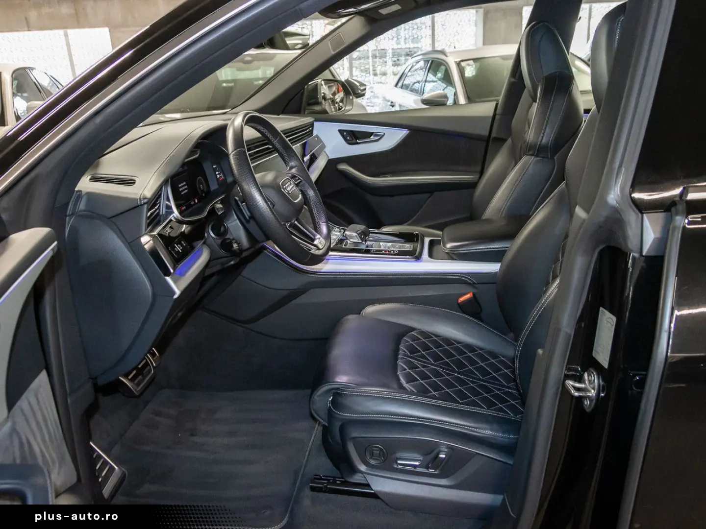 AUDI Q8 55 TFSI quattro S line