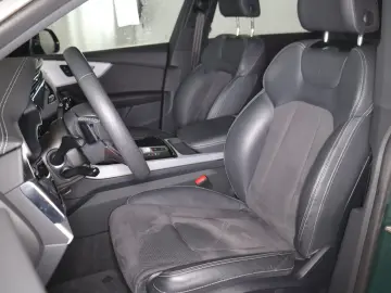 AUDI Q8  S-Line 55TFSI