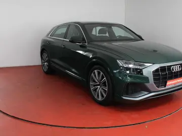 AUDI Q8  S-Line 55TFSI