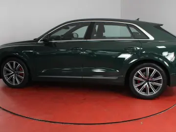 AUDI Q8  S-Line 55TFSI