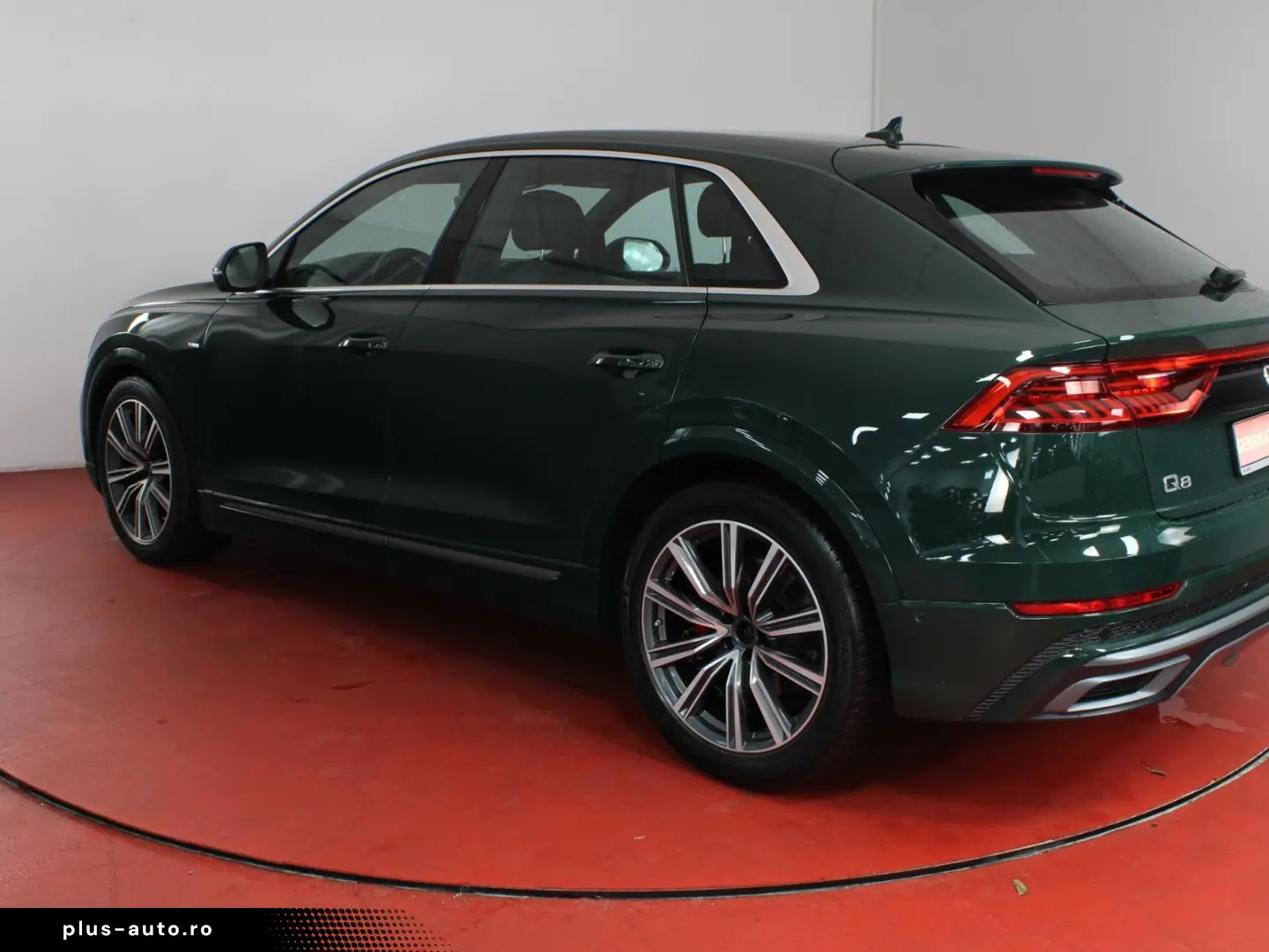 AUDI Q8  S-Line 55TFSI