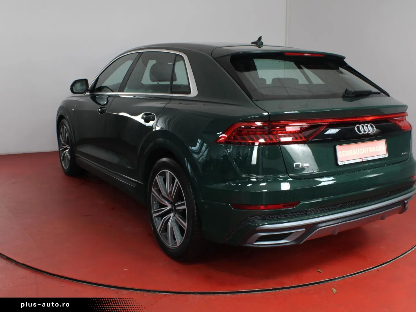 AUDI Q8  S-Line 55TFSI