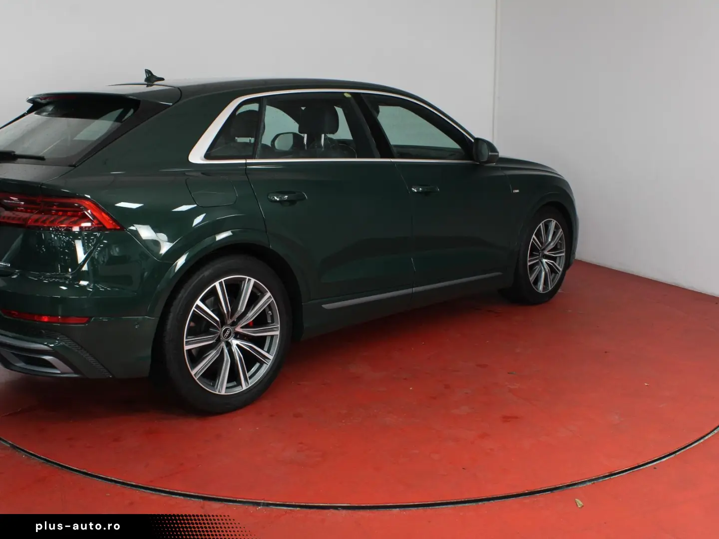 AUDI Q8  S-Line 55TFSI