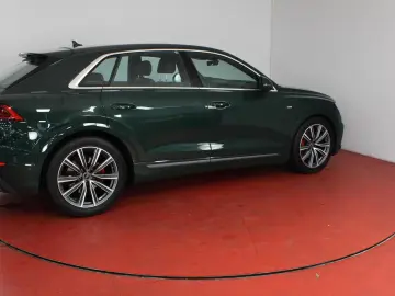 AUDI Q8  S-Line 55TFSI