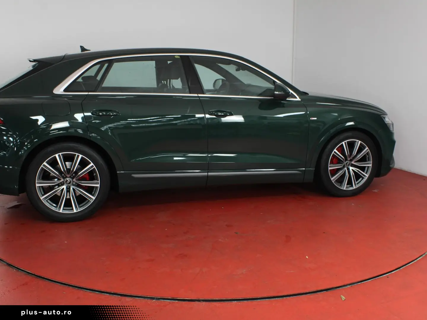AUDI Q8  S-Line 55TFSI