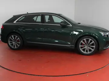 AUDI Q8  S-Line 55TFSI
