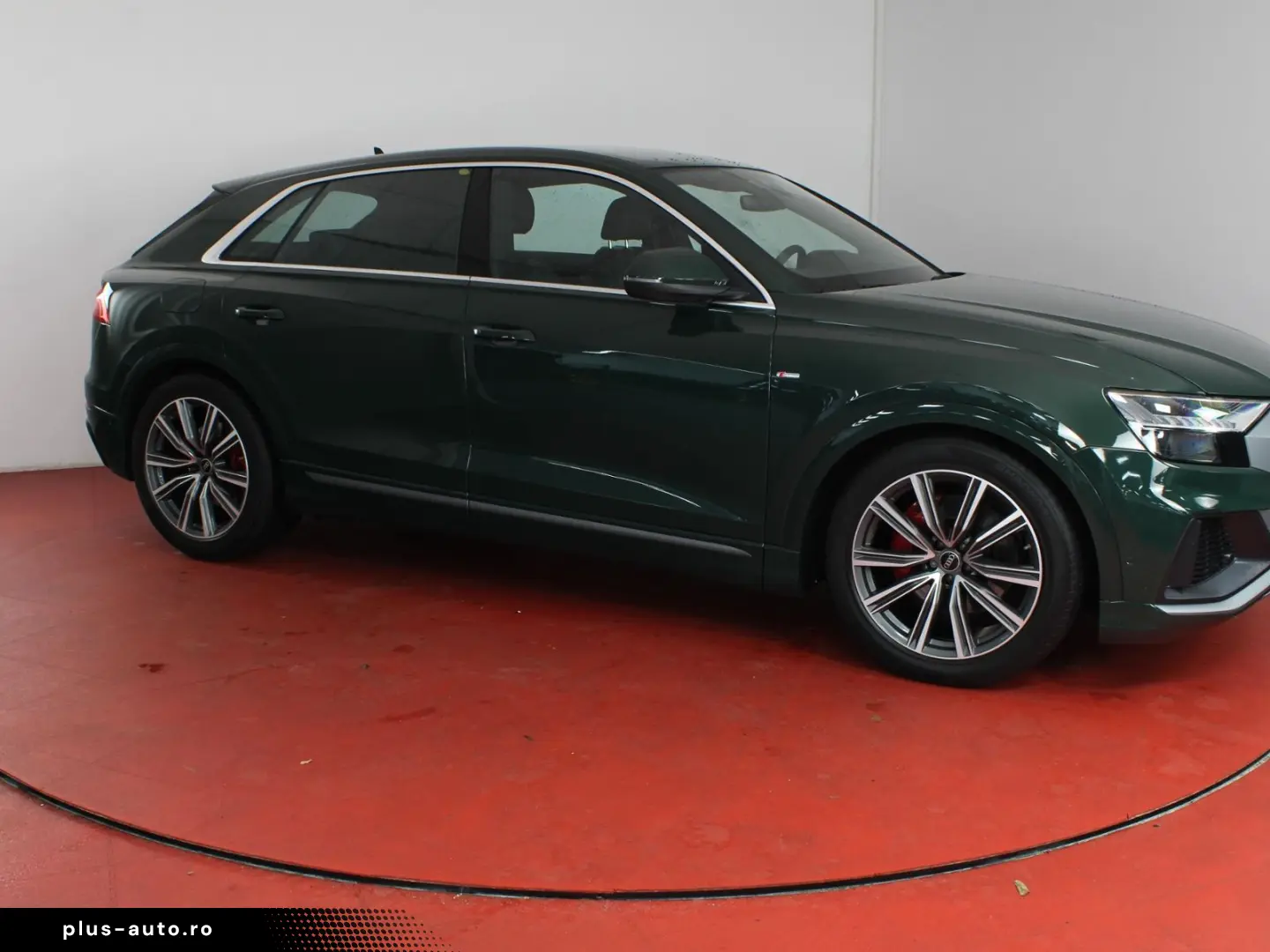 AUDI Q8  S-Line 55TFSI