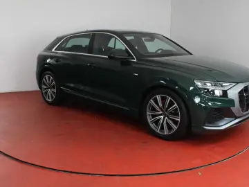 AUDI Q8  S-Line 55TFSI